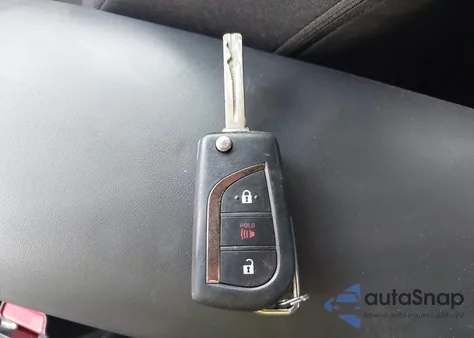 2018 Toyota C-Hr Xle z USA, uszkodzony, nr VIN NMTKHMBX4JR045894